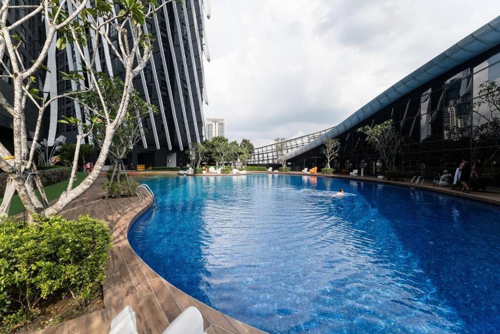 Apartamento Arte Mont Kiara Duplex 4 Pax Jacuzzi Kuala Lumpur Exterior foto